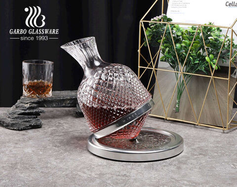 High quality engraved rotating decanter gyro red wine crystal creative home decor luxury whiskey decanters