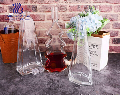 Long shape clear whiskey decanters special unique Christmas tree shape whisky bottles manufacturers in china