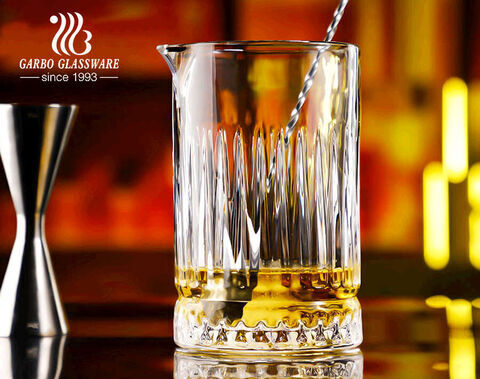 China Factory Stock Super High White Whisky Decanter with Thick Base Hot Selling in Asia Europe America wholesale china