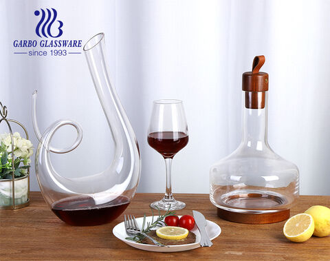 Europe high-end style glass decanter 1950ml clear wine accessories wholesale china