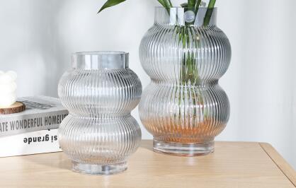 High-end glass vase for European and American market