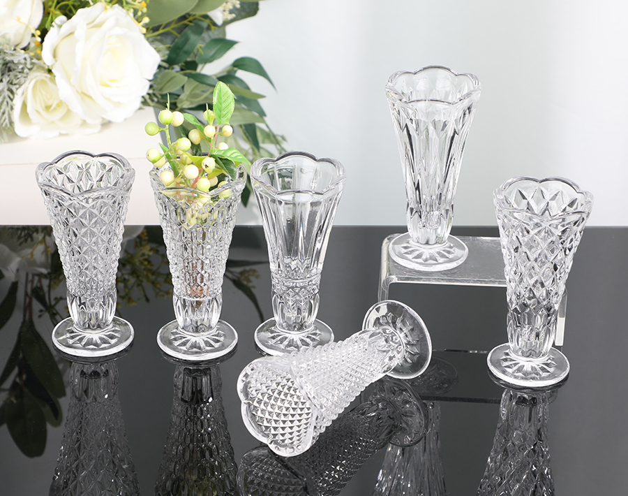 Why the mini glass flower vase popular?cid=3